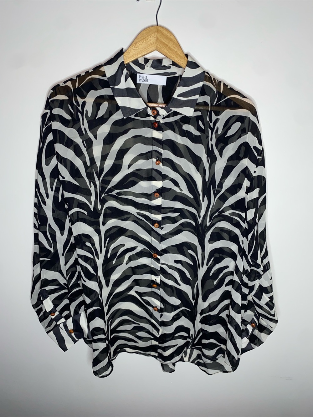 PASI PASIU Black & White Zebra Button-Up Blouse